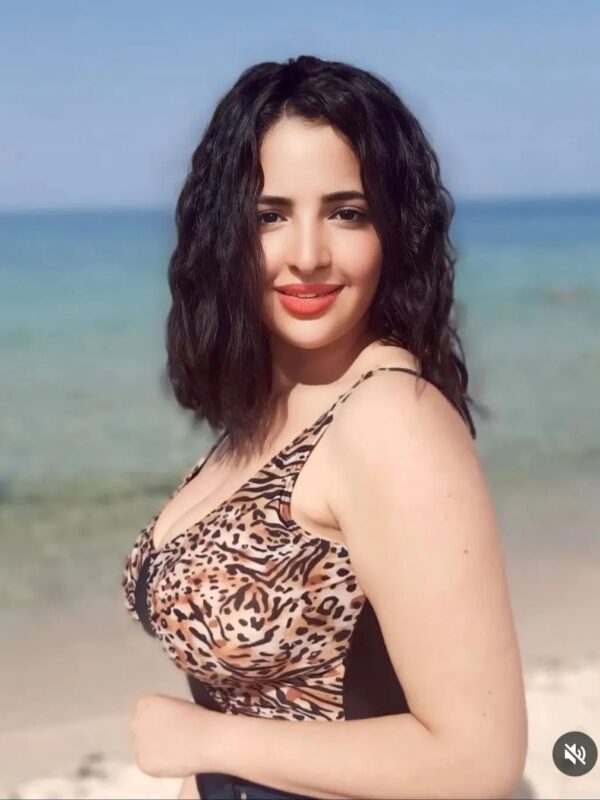 Yas Island Escort 0581676300 Independent Escort in Yas Island