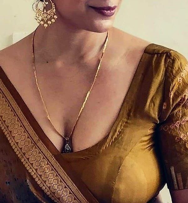 0556255850 most famous Indian escort in Yas Island